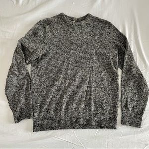 Urban Outfitters | Unisex sweater